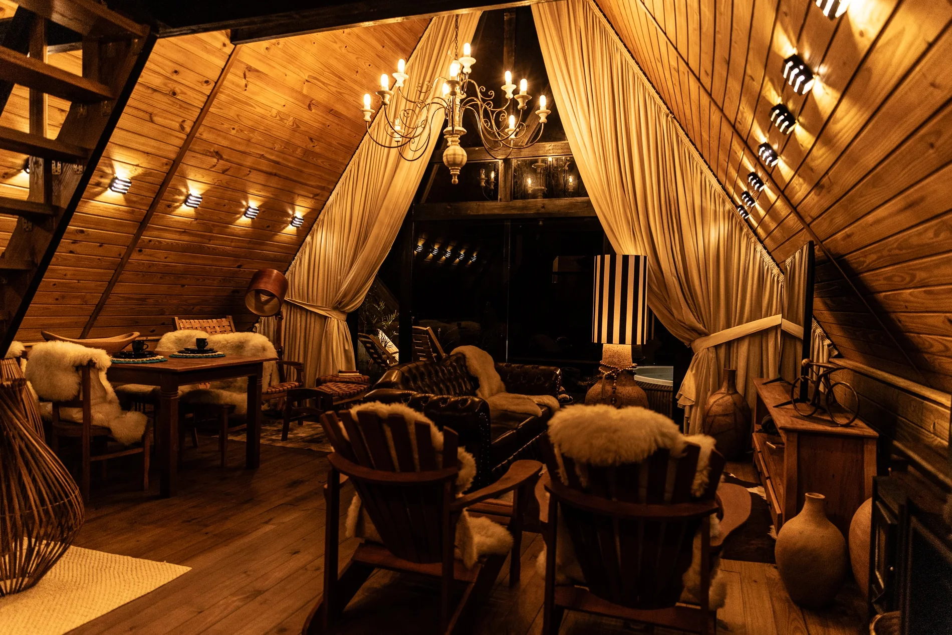 Interior da Cabana Alpina I