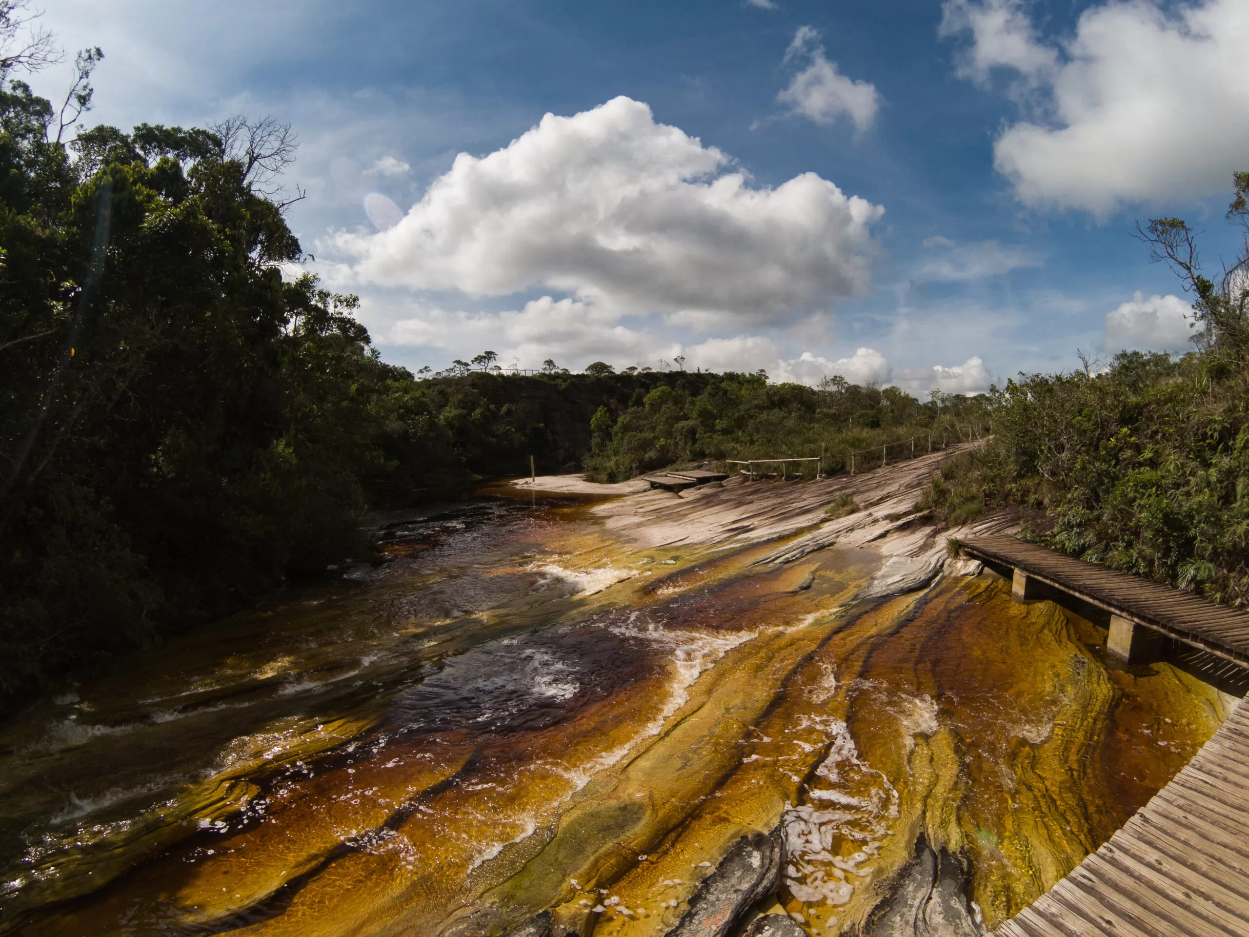 C:DCIM110GOPROGOPR4071.GPR